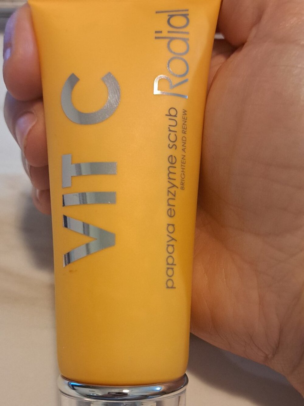 RODIAL VIT C PAPAYA ENZYME SCRUB-BRIGHTEN AND RENEW